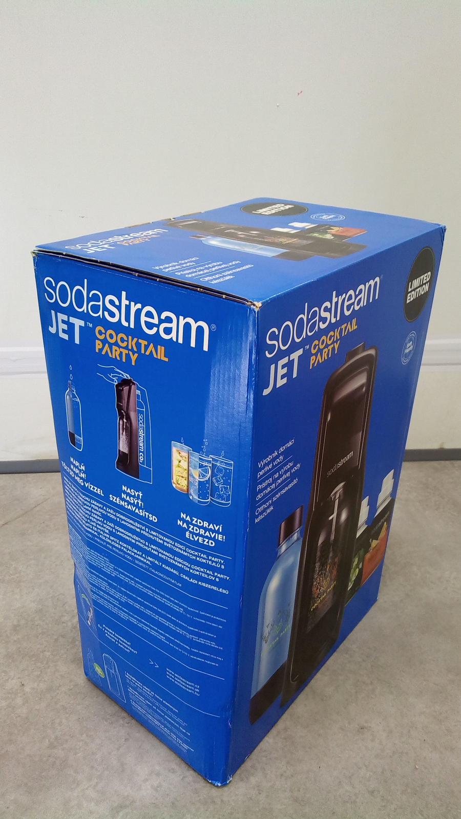 SODASTREAM výrobník sody Jet Black Cocktail Party MegaPack 1590 Kč